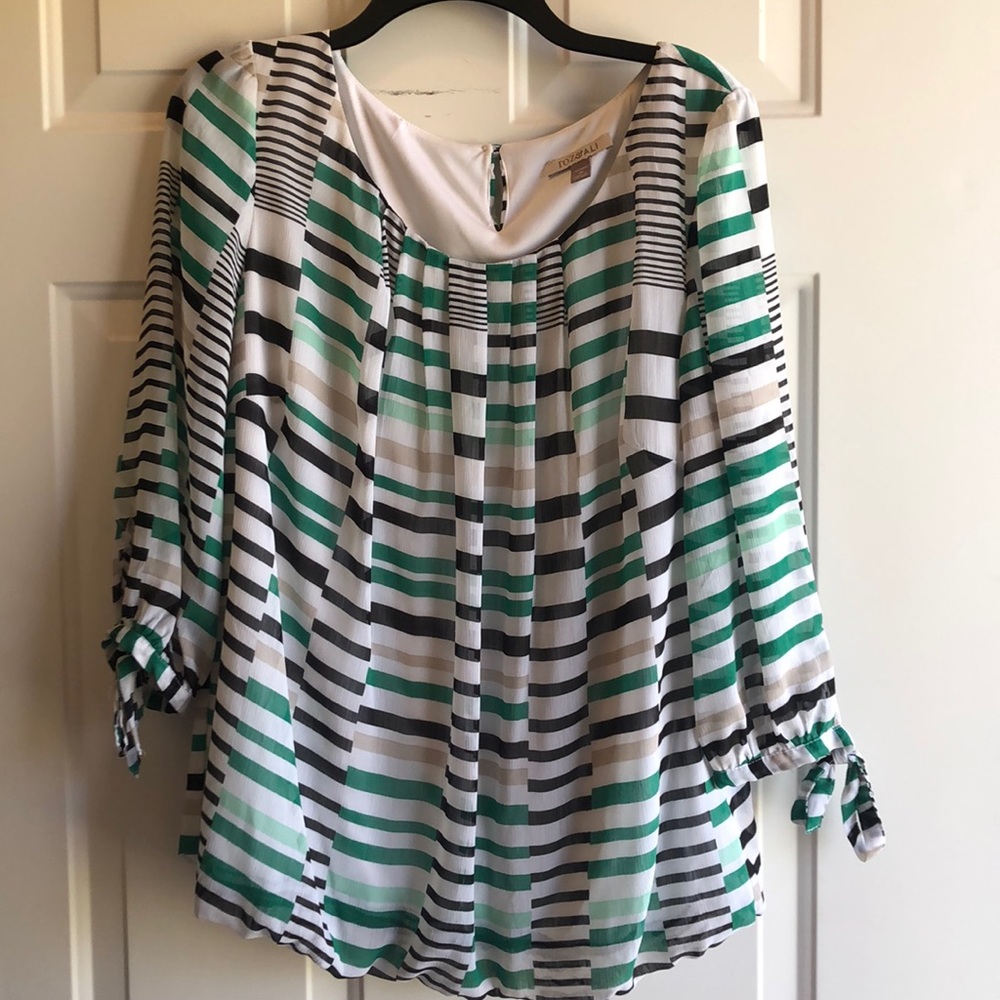 Light weight 3/4 sleeve dress top